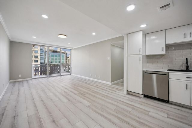 2016 Main Street 903, Houston, TX 77002