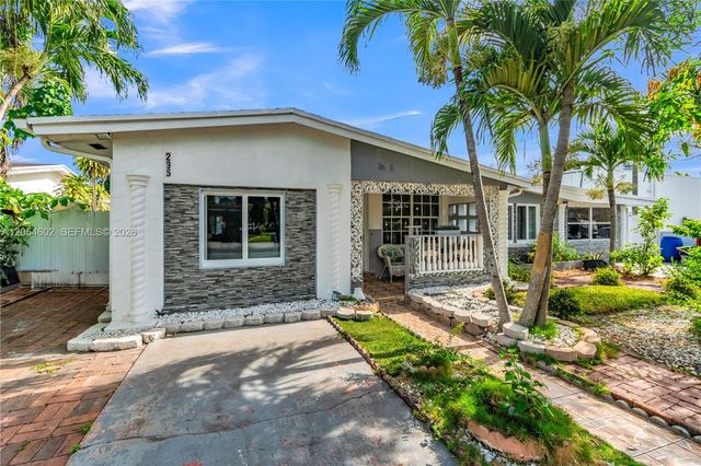 295 NW 122nd Street, North Miami, FL 33168