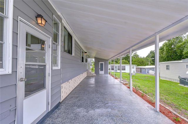 6055 CRESTVIEW LANE, Zephyrhills, FL 33542