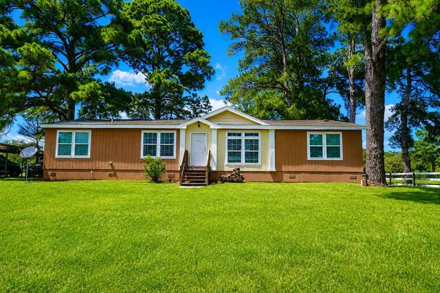 318 Grey Wolf LN, Bastrop, TX 78602