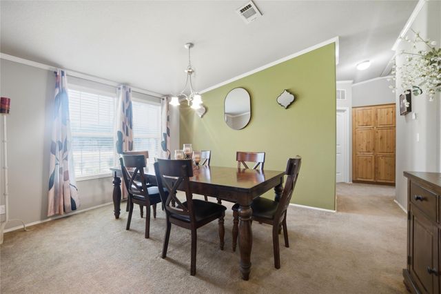 318 Grey Wolf LN, Bastrop, TX 78602