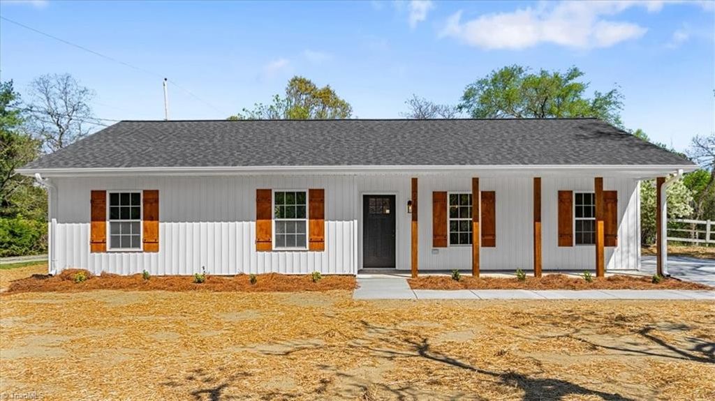 1746 Burton Road, Thomasville, NC 27360