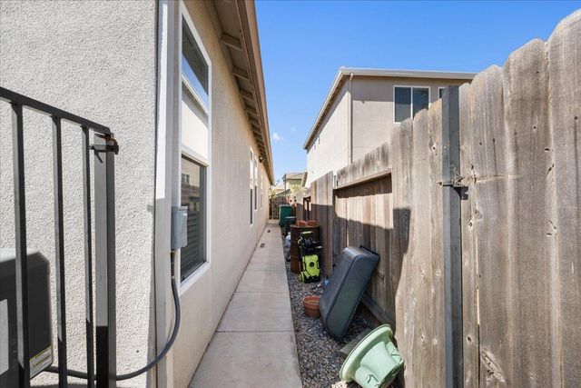 10208 Abbott St, Stockton, CA 95209