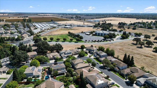 10208 Abbott St, Stockton, CA 95209