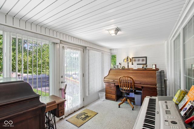 8103 E 10th Street, Indianapolis, IN 46219