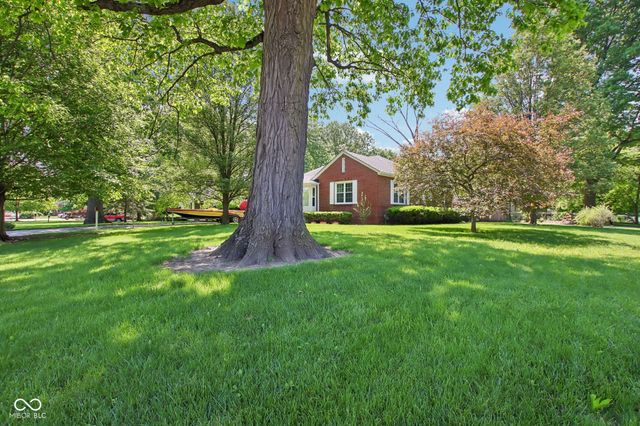8103 E 10th Street, Indianapolis, IN 46219
