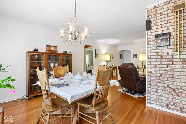 8103 E 10th Street, Indianapolis, IN 46219