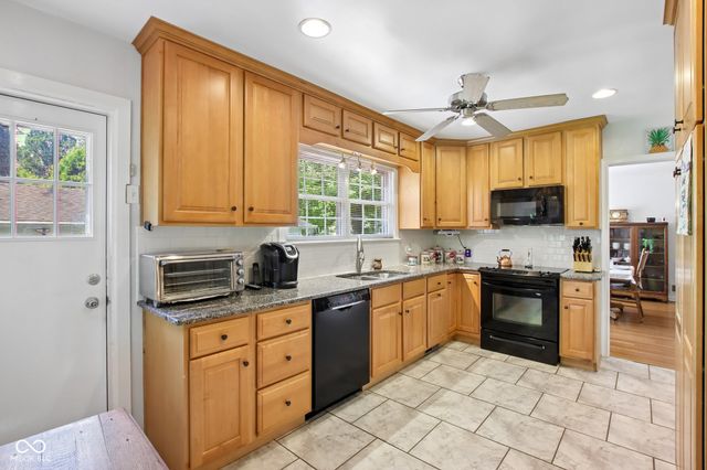 8103 E 10th Street, Indianapolis, IN 46219