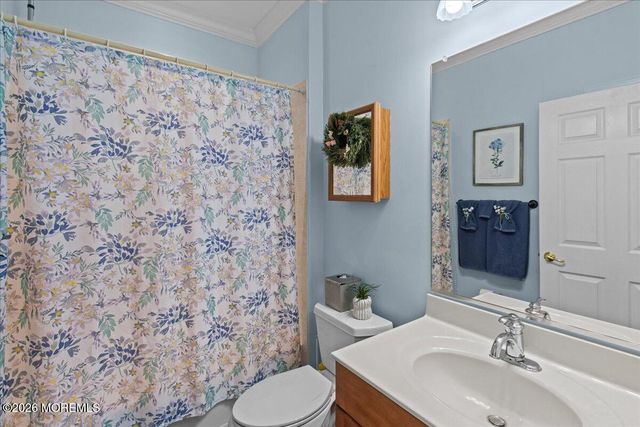 6 Marbella Court, Hamilton, NJ 08691