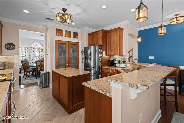 6 Marbella Court, Hamilton, NJ 08691