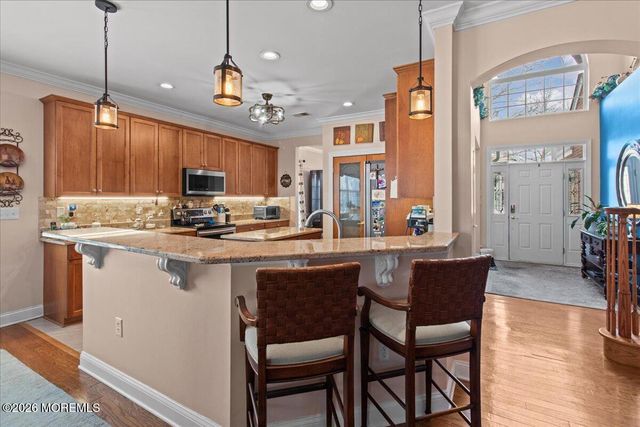 6 Marbella Court, Hamilton, NJ 08691