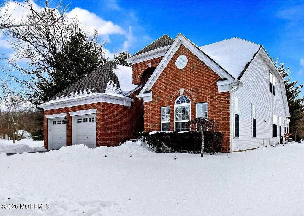 6 Marbella Court, Hamilton, NJ 08691