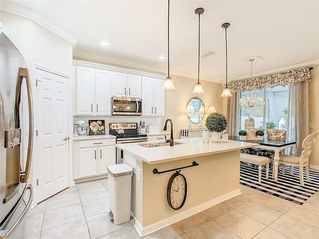 2731 CREEKMORE COURT, Kissimmee, FL 34746