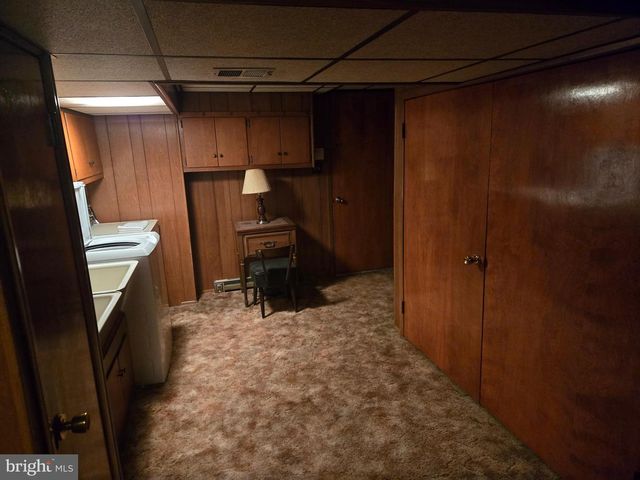 4002 8TH AVE, Temple, PA 19560