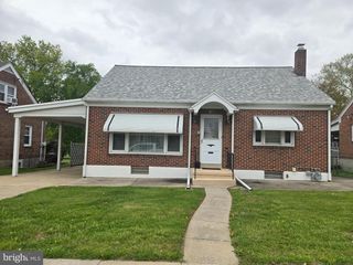 4002 8TH AVE, Temple, PA 19560