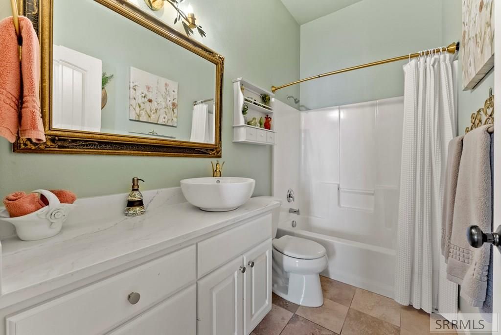 Image 24 of property listing at 3931 Nottingham Lane, Idaho Falls, ID 83402