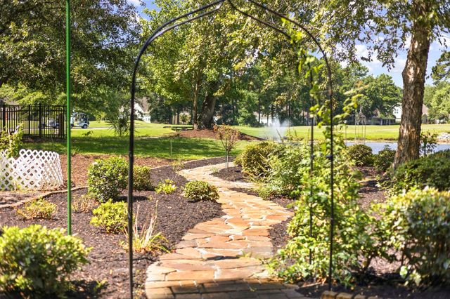 4464 Firethorne Dr., Murrells Inlet, SC 29576