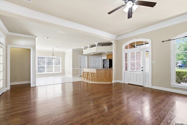 43464 N Great Oak Ct, Prairieville, LA 70769