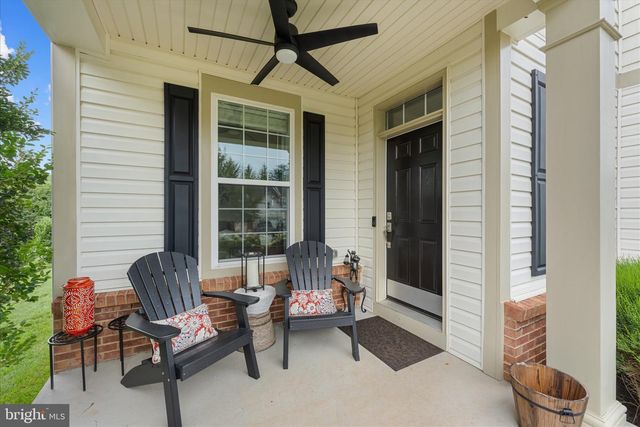 9049 STONE CREST DR, Warrenton, VA 20186