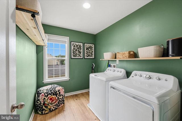 9049 STONE CREST DR, Warrenton, VA 20186