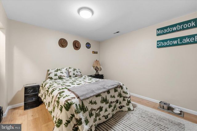 9049 STONE CREST DR, Warrenton, VA 20186