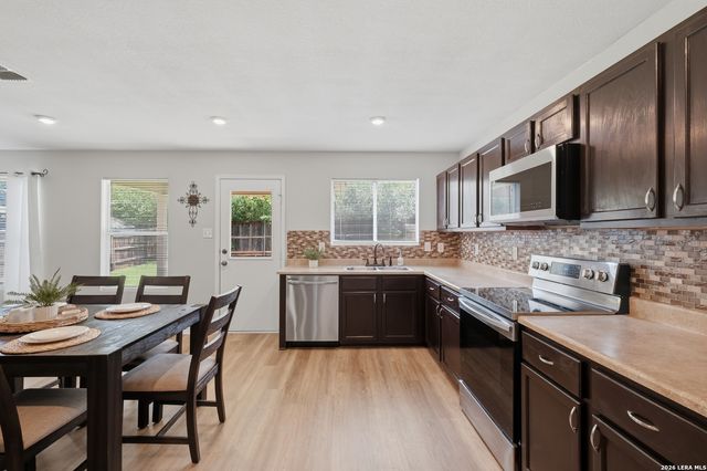 13302 BALDWIN RDG, San Antonio, TX 78249
