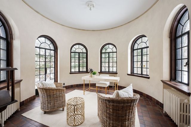 3 Evergreen Ln, Hingham, MA 02043