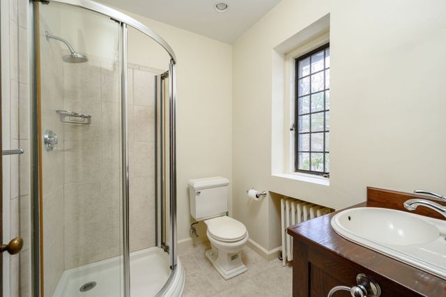 3 Evergreen Ln, Hingham, MA 02043