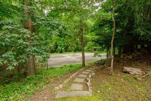 3 Evergreen Ln, Hingham, MA 02043