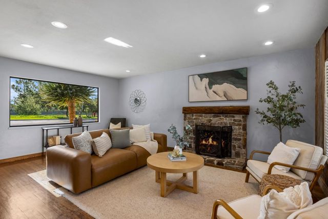 712 Sunset Drive, Pacific Grove, CA 93950