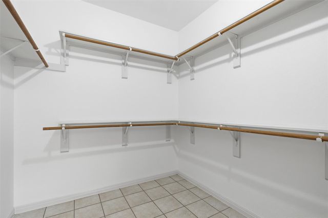 207 Silver Oak DR, Round Rock, TX 78664