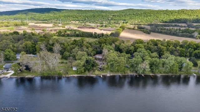 2952 River Rd, Harmony Twp., NJ 08865