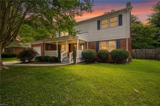 724 Yorkshire DR, Virginia Beach, VA 23452