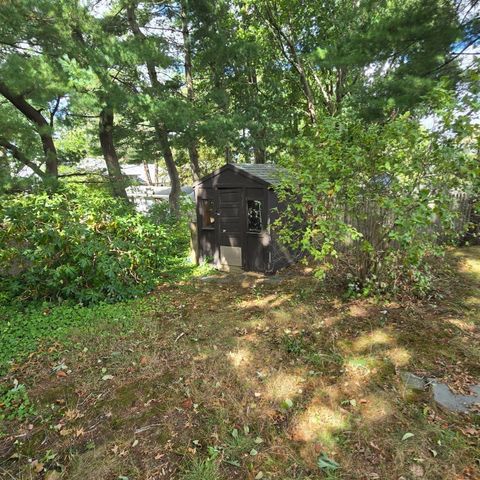59 Kenelworth Ave, Brockton, MA 02301