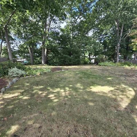 59 Kenelworth Ave, Brockton, MA 02301