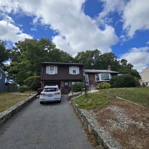 59 Kenelworth Ave, Brockton, MA 02301