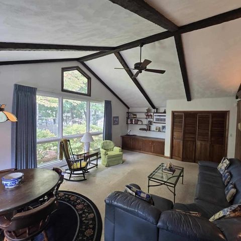 59 Kenelworth Ave, Brockton, MA 02301