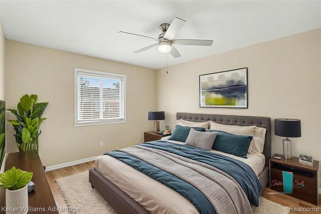 32718 Grand River Avenue C10, Farmington, MI 48336