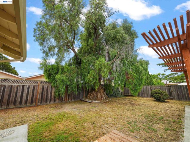 38399 Birch Street, Newark, CA 94560