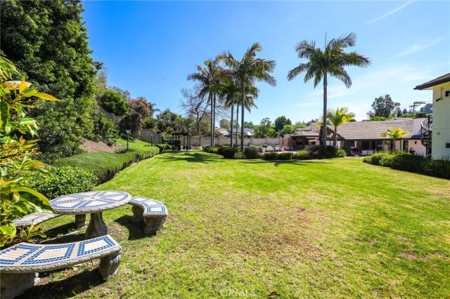 10372 Crawford Canyon Road, North Tustin, CA 92705
