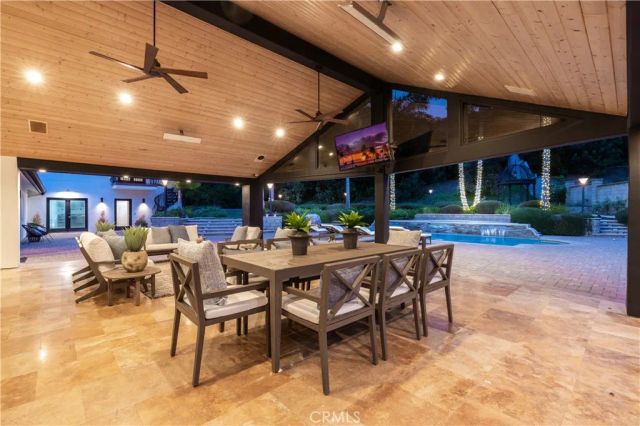 10372 Crawford Canyon Road, North Tustin, CA 92705
