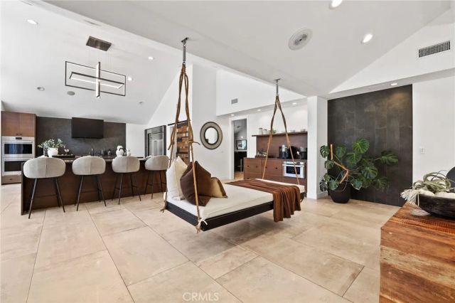 10372 Crawford Canyon Road, North Tustin, CA 92705
