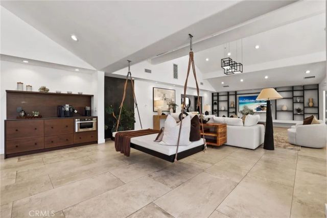 10372 Crawford Canyon Road, North Tustin, CA 92705