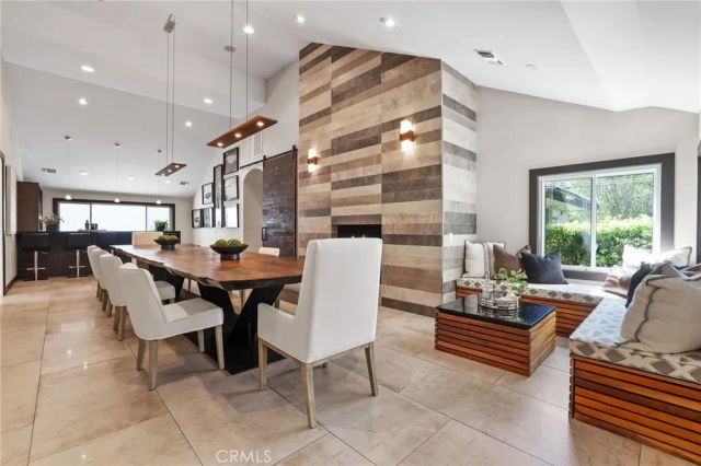 10372 Crawford Canyon Road, North Tustin, CA 92705