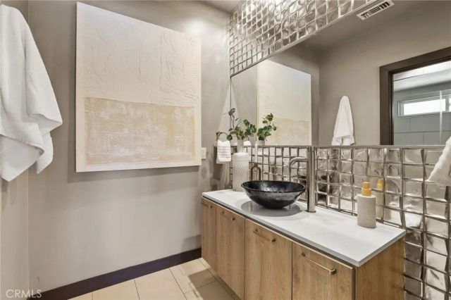 10372 Crawford Canyon Road, North Tustin, CA 92705