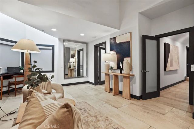 10372 Crawford Canyon Road, North Tustin, CA 92705
