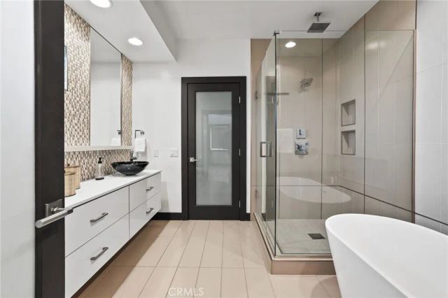 10372 Crawford Canyon Road, North Tustin, CA 92705