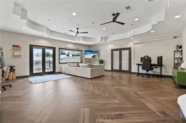 10372 Crawford Canyon Road, North Tustin, CA 92705