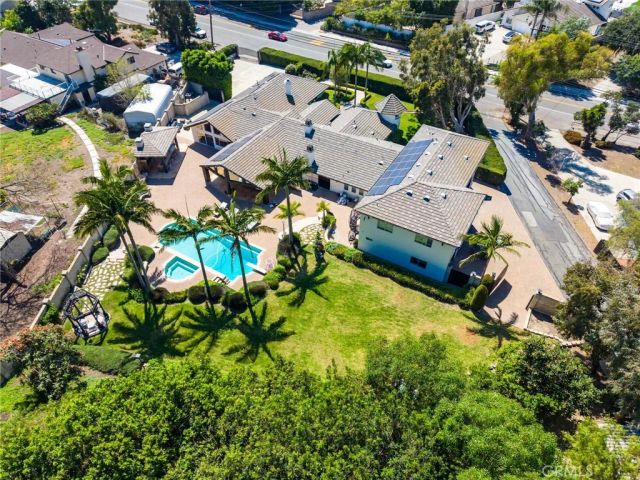 10372 Crawford Canyon Road, North Tustin, CA 92705