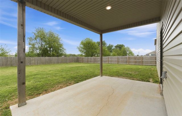 2520 Biddie Street, Pea Ridge, AR 72751